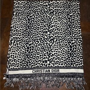 Christian Dior Unisex Black-white Scarf 66”x 28” Tassel Edge Wool Cashmere Blend